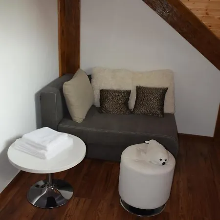 Zrubový Dom - Moon Casa de Férias Nová Lesná