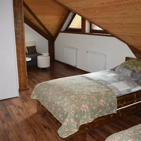 Zrubový Dom - Moon Casa de Férias