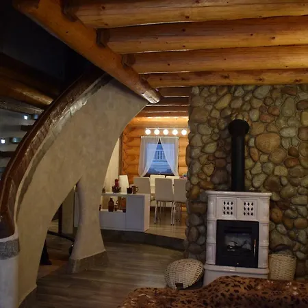 Zrubovy Dom - Moon Holiday home Nova Lesna