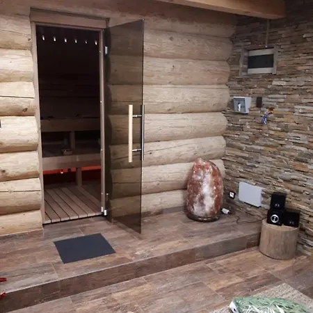 Zrubový Dom - Moon Casa de Férias Nová Lesná