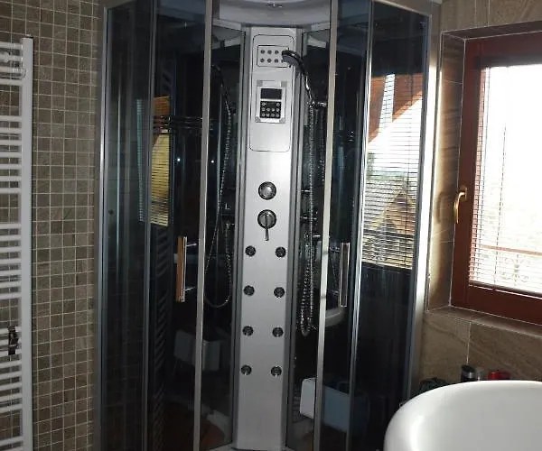 Zrubový Dom - Moon *